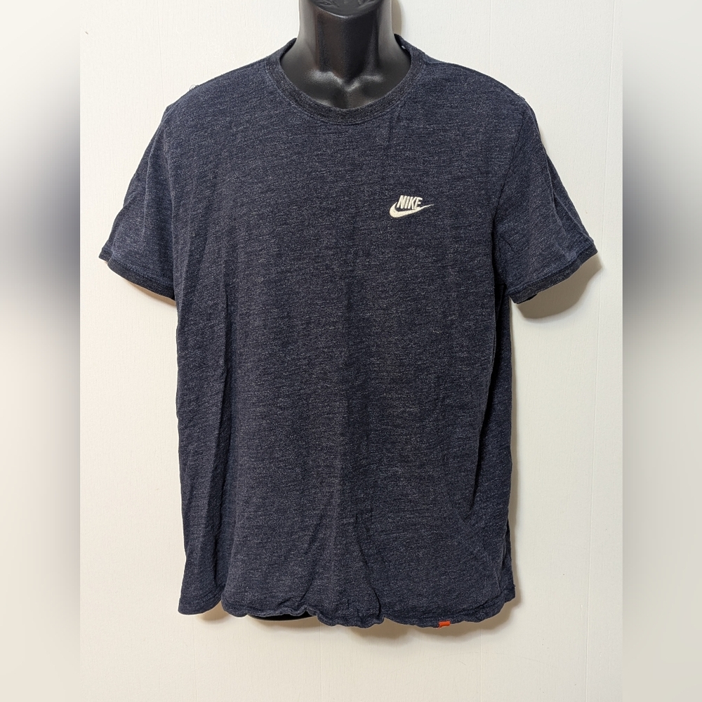 Men's Vintage Y2K 2000 Nike Swoosh Red Tag T-Shirt Navy Blue Size XL